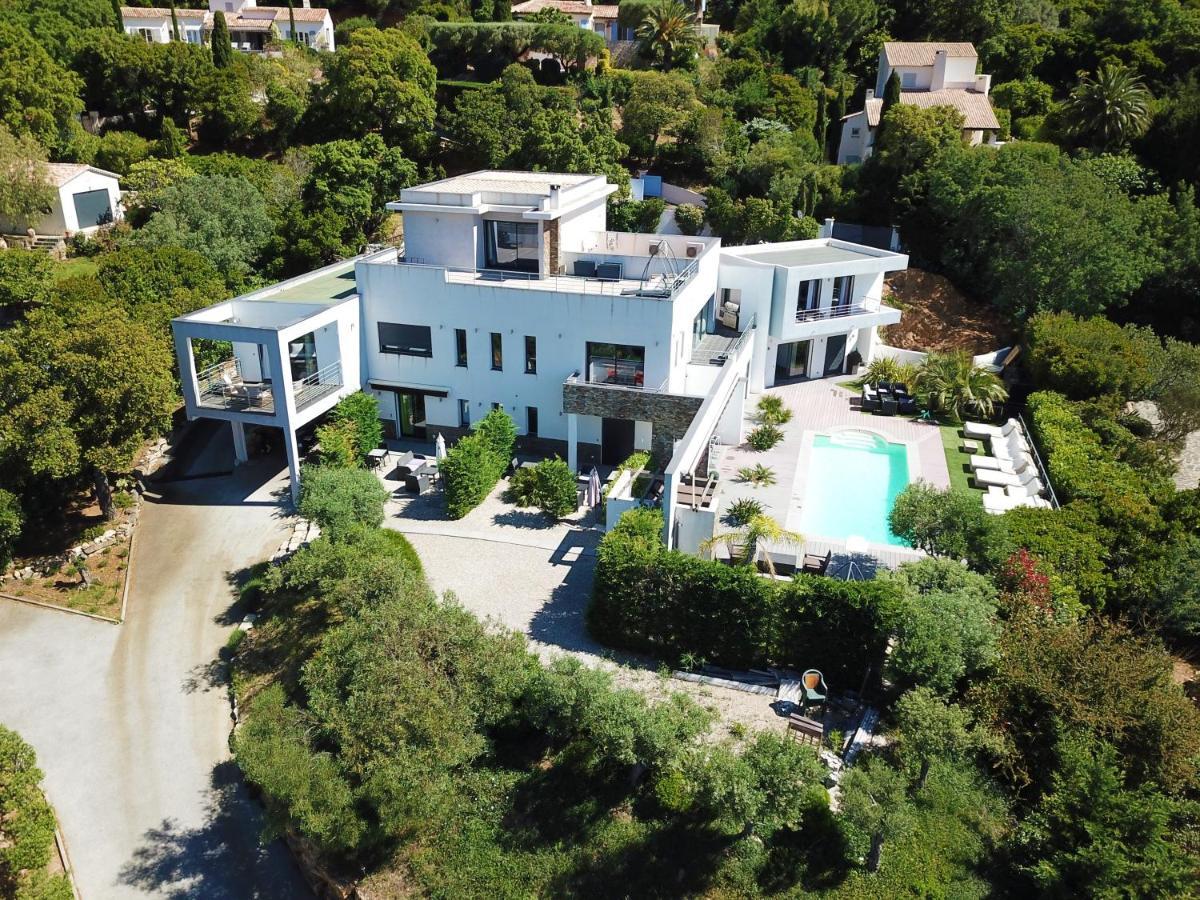 Villa Louancelie B&B Cavalaire-sur-Mer Exterior photo