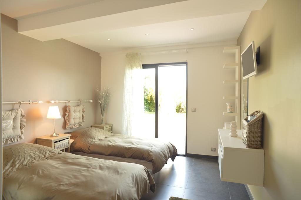 Villa Louancelie B&B Cavalaire-sur-Mer Exterior photo